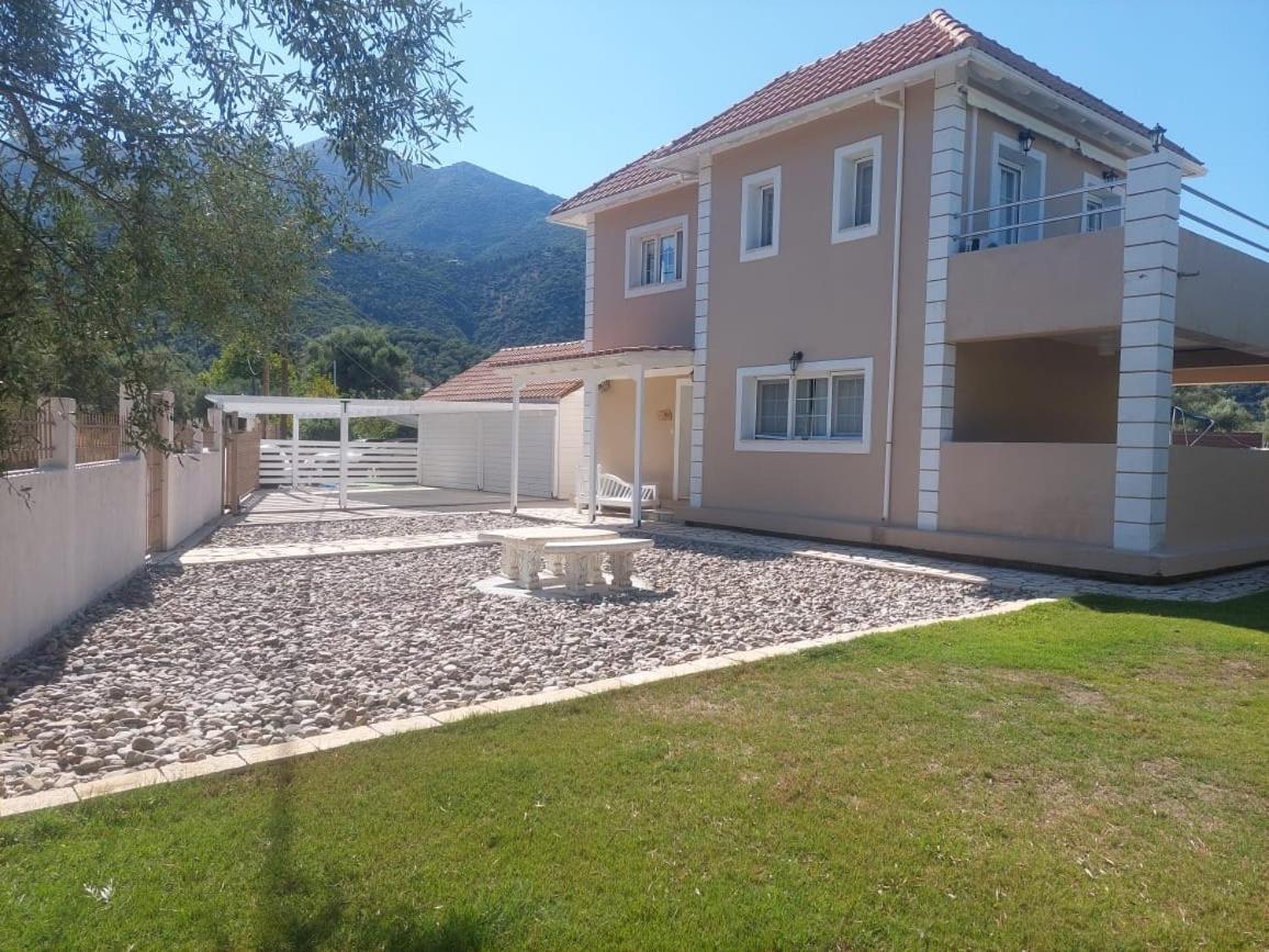 Villa Morris Nydri  Exterior photo